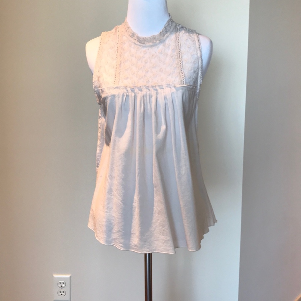 NWOT Nordstrom hinge blush sleeveless top.